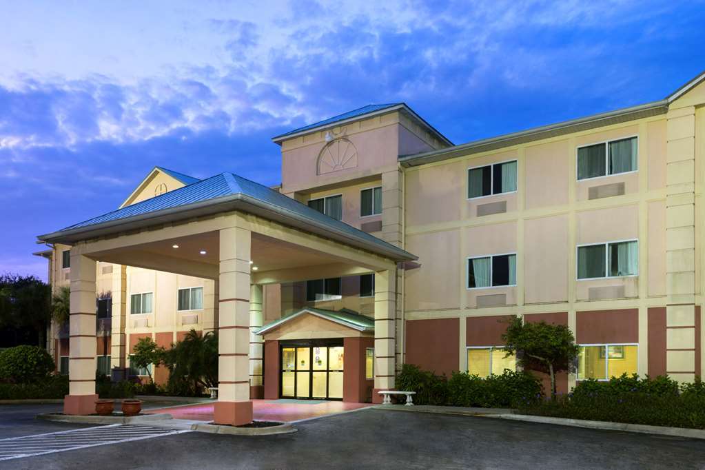 Holiday Inn Express - Naples South - I-75 By Ihg Exterior foto